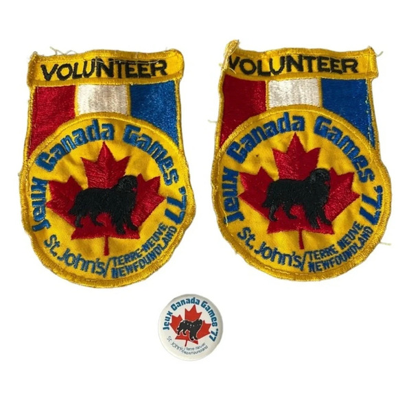 VINTAGE 1977 Canada Games Memorabilia St. John’s, Newfoundland Button Badges - Picture 9 of 9
